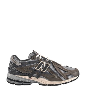 1906 Trainers