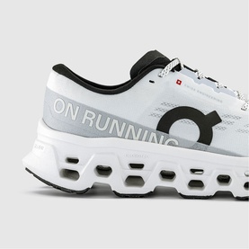 Cloudmonster 3 Trainers