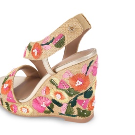 Gala 110 Embroidered Wedges