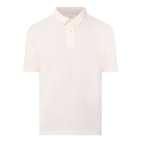 Gant Regular Polo in cream, short-sleeve cotton piqu&eacute; with ribbed collar and two-button placket.