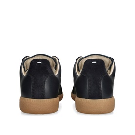 Replica Trainers