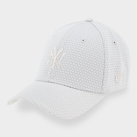 NY Yankees MLB Mesh 39THIRTY Stretch Fit Cap