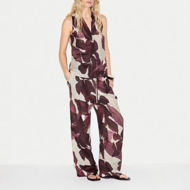 Iris Leaf Linen Top