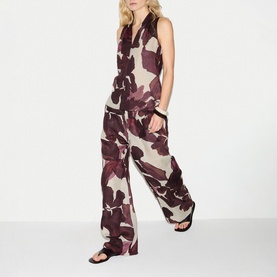 Iris Leaf Linen Top