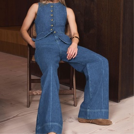Buckle Detail Wide Leg Jeans