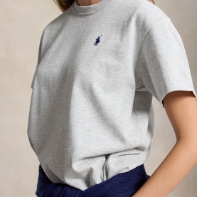 Model wearing Polo Ralph Lauren T-Shirt in Grey Ash Heather, crew neck, short sleeves, navy embroidered pony logo on chest