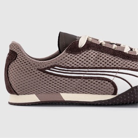 H Street Trainers