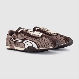 H Street Trainers