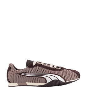H Street Trainers