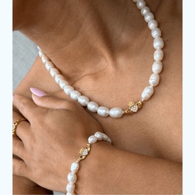 Heart Crown Claddagh Pearl Bracelet