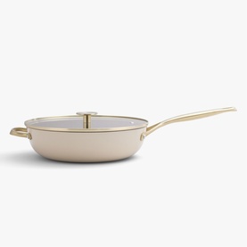 Stellar Cast Light Saut&eacute; Pan 28cm in clay with gold-tone handles, transparent lid, and cast iron construction