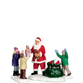It's Santa! Figurines Set of Three