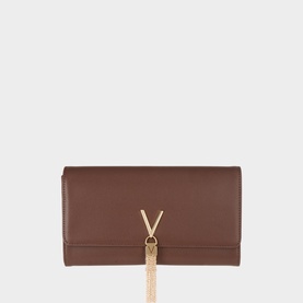 Divina Chain Pochette Bag