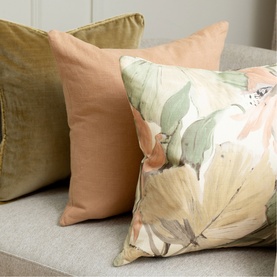 Darcy Cushion Pink