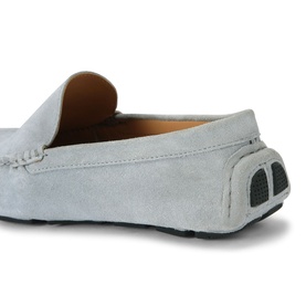 KG by Kurt Geiger blue suede driving loafer, close-up of heel and rubber grip detail with dark sole