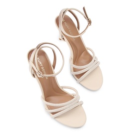 Fancy Pearl Heels