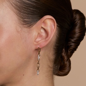 Pav&eacute; Chain Link Drop Studs