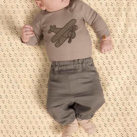 Plane Graphic Rib-Knit Romper