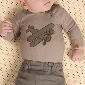 Plane Graphic Rib-Knit Romper