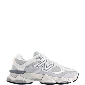 9060 Trainers