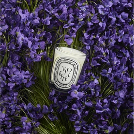 Violette Classic Candle