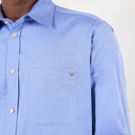 Model wearing Valentino cloudless sky blue cotton casual shirt, chest patch pocket with gold logo pin, button placket, spread collar