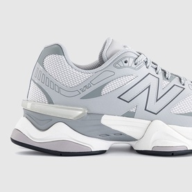 9060 Trainers