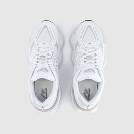 9060 Trainers