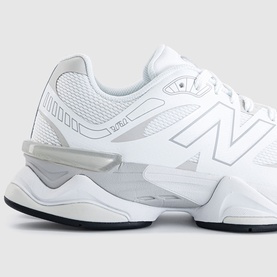 9060 Trainers
