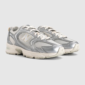 MR530 Trainers