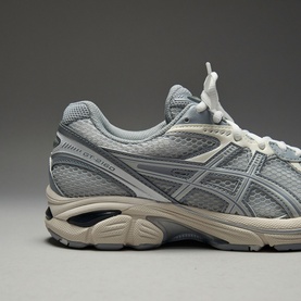 Asics GT-2160 trainers in Piedmont Grey and Glacier Grey, mesh upper with silver logo, chunky cream midsole