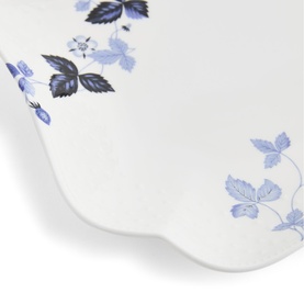 Wedgwood Wild Strawberry Inky Blue Platter 27cm, white bone china with blue floral and leaf botanical print, scalloped edge detail