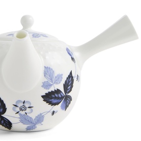 Wild Strawberry Inky Blue Teapot 430ml