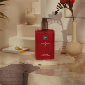 The Ritual of Ayurveda Hand Wash
