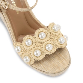 Prairie Pearl Wedge Heels