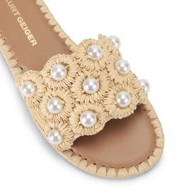 Prairie Pearl Flat Sandals