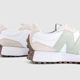 327 Trainers