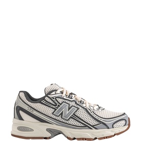 740 V2 Trainers