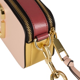 Marc Jacobs The Colourblock Chain Snapshot crossbody in Rose Multi, close-up of gold-toned hardware, zip detail and colour-blocked pink, red and