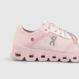 On Cloud X 3 trainer in pink mesh with silver logo, cushioned cloud sole, and pink laces