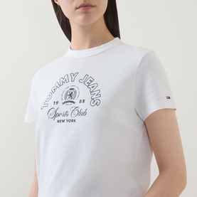 Model wearing Tommy Heritage Logo T-Shirt in Ecru with navy Sports Club graphic print and crew neckline, cropped view
