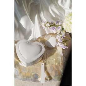 Heart Shaped Shoulder Bag Pebble White