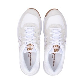 New Balance Golf 574 women's golf shoes in Seashell, white and grey suede upper with gold branding, white laces, gum sole, top-down view