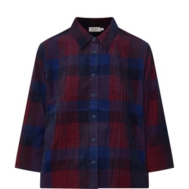 Masai blouse in dress blue red check, 100% cotton, boxy fit with pointed collar and 3/4 sleeves, button-front fastening