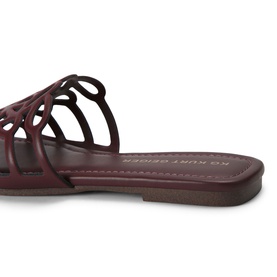 Royale Flat Sandals