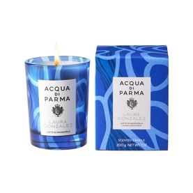 Acqua Di Parma Laura Gonzalez Latte di Mandorla scented candle in blue patterned glass vessel, shown with matching gift box