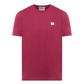 Calvin Klein Jeans Crew Neck T-shirt in Rhododendron cotton, with small woven logo badge at chest