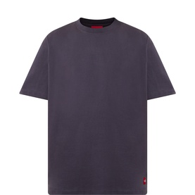 North Face Crew Neck T-shirt in Obsidian cotton, short sleeves, small red logo tab at hem, ghost mannequin shot