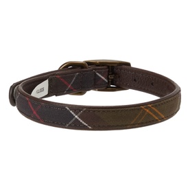Barbour Tartan Logo Badge Dog Collar in classic tartan with aged brass effect buckle, signature tartan pattern and logo badge detail.
