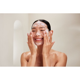 Velvet Foaming Cream Cleanser